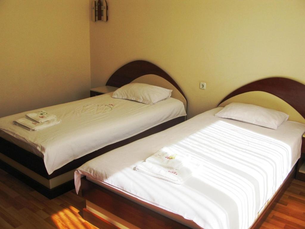 Hotel Nakra Radnevo Quarto foto